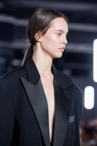 Look 194